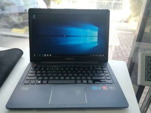**Super ULTRABOOK**SAMSUNG SERIES 5 530u *i5-3320M*500gb+30GB SSD*READON GRAPHICS*JBL SOUND*